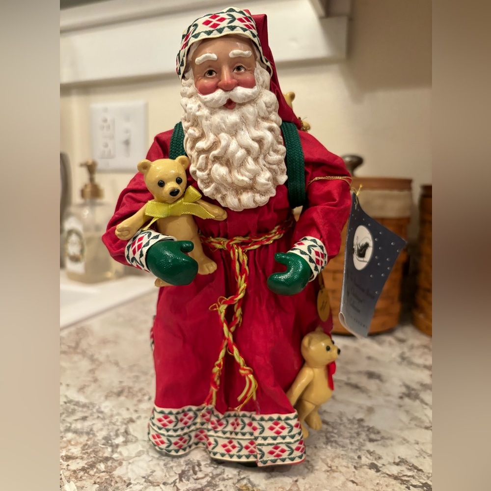 Possible Dreams Clothtique Teddy Love Santa